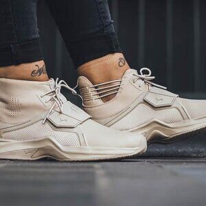Rihanna X Puma Women's Ivory Fenty Mesh Lace Up Athletic Training Shoes Size 9